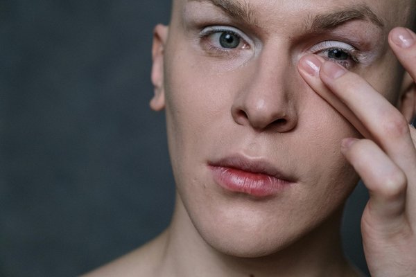 Qu’en est-il du piercing oreille sur le snug ?